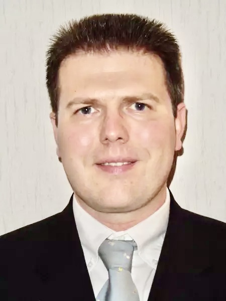 Dr. E. Segard